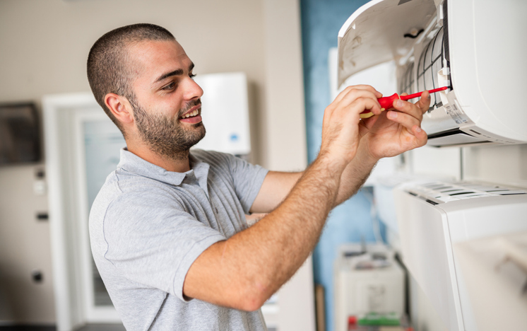 Top Features to Look for in an Energy-Efficient AC Replacement